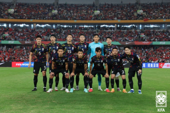 손흥민 美쳤다! 'PK 선제골-환상 헤더골' 멀티골 폭발 '이강인 AS'... 한국, 중국에 3-0 승리 '월드컵 예선 2연승'