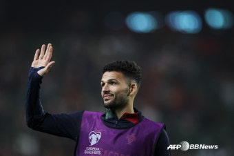 '이강인 데뷔골 도우미' 하무스, PSG 완전 이적 성공했다... 