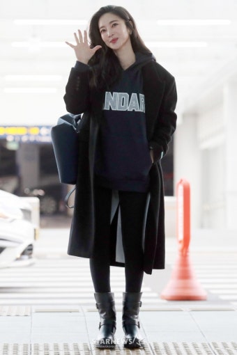 김윤지 '영화 홍보 차 출국'[포토]