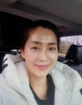 이 언니 휴대폰 압수해라..김희선이 버럭한 송윤아 셀카 논란..오늘도 정면샷 투척[스타이슈]