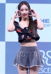 리센느 원이 '한 줌 개미허리'[포토]