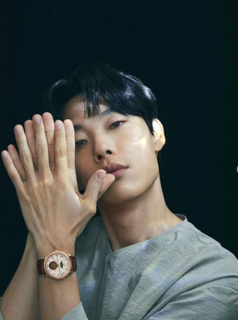 류준열, 결별 후 깨진 침묵..