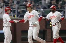 최정 463호포-한유섬 7타점 쾅쾅! SSG, 두산 잡고 파죽의 4연승 [인천 현장리뷰]