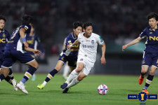 오스마르 없는 오스마르 더비 FC서울, 황현수 환상 헤더골 서울이랜드 1-0 제압 코리아컵 16강 진출 [목동 현장리뷰]