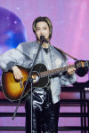 엑소 수호, 데뷔 12년만 첫 솔로 콘서트 성황..글로벌 인기 증명