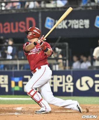 최정→최지훈→고명준 '홈런 폭발' 팀컬러 살린 SSG, 두산에 6-0 7회 강우 콜드 승 [잠실 현장리뷰]