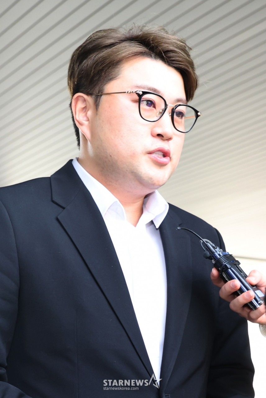 김호중 음주 뺑소니 사건, 첫 재판 15분만에 종결된 이유는?
