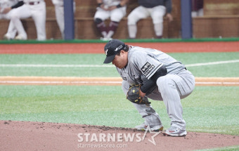 '6승 불발' 류현진, 고척돔 천장에 울었다... '도슨 연장 끝내기' 키움, 한화 꺾고 0.5G 차 추격 [키움-한화 리뷰]