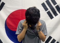 女 U-20 월드컵 16강 탈락, 박윤정 감독 눈물 