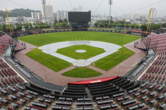 [공식] '야속한 가을비' 잠실·수원만 야구한다, 대전·대구·광주 21일 KBO 리그 3경기 '우천 취소' 확정
