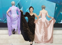 나이는 숫자에 불과..빛나는 시니어 모델의 용기 [골든에이지어워즈][종합]