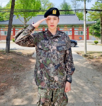 몬스타엑스 민혁, 오늘(3일) 육군 만기 전역..첫 일정은 '무료' 팬미팅