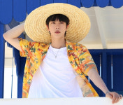 전 세계가 팔딱팔딱~! 방탄소년단 진 슈퍼 참치 완곡 버전 전 세계·유럽·미국 등 아이튠즈 1위 석권