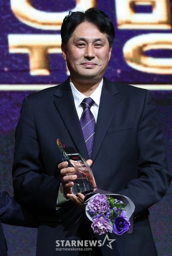 [포토] 유병훈 감독 '영광입니다'