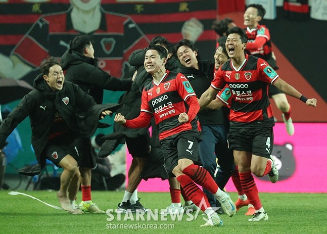 포항, 어정원-김인성의 연속골로 안양 완파하며 5위로 올라선다
