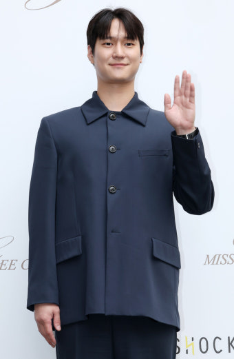 고경표, 무인 사진 성관계 악성 루머 부인 