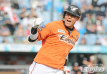 'FA 미아 탈출' 하주석, '64G 151타석' 출전에도 연봉 올랐다... '믿음의 한화'는 또 한 번 믿어본다