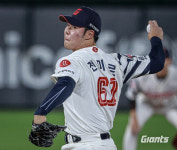 롯데 1R 유망주 전격 상무 지원, 12월 토미존 수술→재활 1년 걸리는데 왜?