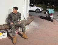 방탄소년단 뷔 다녀가고 확 뜬 이 곳..아미 성지 됐다