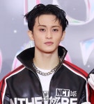 NCT 마크, 산불 피해 돕기 1억원 기부