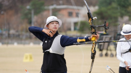 7개월간 5번 치러 선발됐다! 2025 양궁 국가대표 확정, 파리 3관왕 김우진-임시현 선발전 1위 [원주 현장]