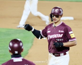 키움 송성문, KBO 리그 신기록 세운 30번 연속 도루!