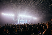 3만 관객 떼창! 유우리, 日남성 솔로 가수 최초 KSPO DOME 공연 大성황