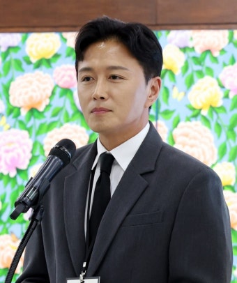 배우 진태현, 갑상선암 수술 성공 후 김우빈에게 감사 인사 전해 해결과 희망으로 가득한 응원 약속