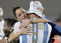 불륜 밈 콜드플레이 캠에 메시 떴다... 역시 찐사랑꾼 아내와 콘서트 데이트→팬들 환호