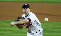 한화까지 이겼다 LG 정규 1위 향방 결국 최종전으로... 두산에 0-6 완패 파죽지세 NC 만난다 [잠실 현장리뷰]