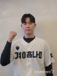 삼성 3R 신인이 벌써 롤모델? ML도 주목한 좌완 152㎞ 마산고 이윤성 전체 1번 목표! 장찬희 마인드 모자에 새겼습니다 [인터뷰]