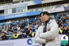 내가 서울에 왔다! 송민규, 개막전서 데뷔골 폭발! 서울, 581일만 '경인더비' 2-1 승리... 이청용은 '인천 데뷔전' [인천 현장리뷰]