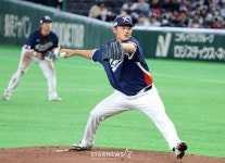 [한번에쓱]2회말 팔꿈치 통증으로 강판된 손주영 긴급구원한 노경은