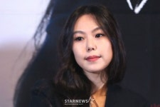 '마흔넷' 김민희, 아들 출산 1년만..홍상수 감독 혼외자 목격담 [스타이슈]