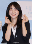 포즈 취하는 '내 남은 연애' 김효진 PD[포토]
