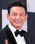 [단독]황정민 '40대 폭로녀' 스토킹 또 고소..