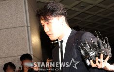 '성매매→도박' 승리, 혼인신고·아내 임신에 