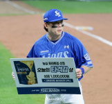 [포토] '결승타 주인공은 감자칩도 부상입니다!' 박승규