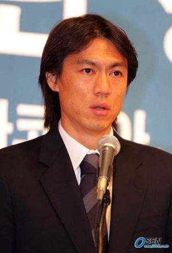 홍명보 코치, 