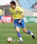 우성용 2골 성남, 포항 꺾고 3위 확보