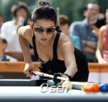 [사진]잠시 생각에 잠긴 자넷 리