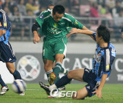 [사진]염기훈,2-2 재동점이야!