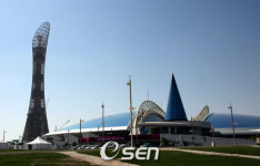 [사진]세계최대 돔 경기장 아스파이어