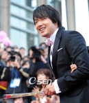 [사진]박용하,누구에게 장미를 건넬까?