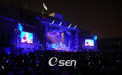 [사진]아름다운 밤에 치뤄진 이승철 콘서트