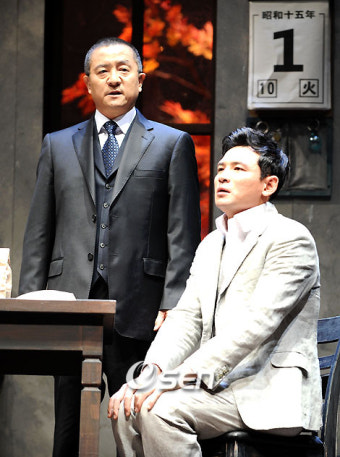 [사진]송영창-황정민, '일촉즉발?'