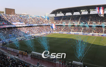 수원 구장, 4만 관중 돌파...역대 챔프전 1위