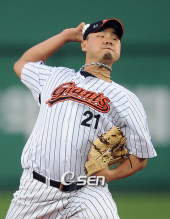 '송승준 8이닝 무실점' 롯데, 한화꺾고 4연승