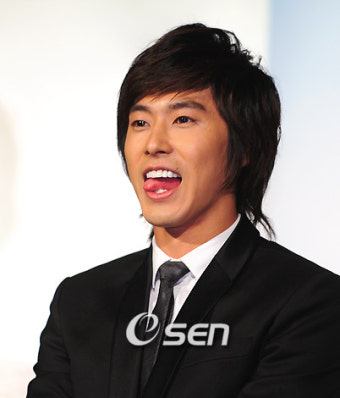 [사진]유노 윤호,'동방신기를 모르셨다고!'