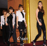 [사진]투애니원(2NE1),저희도 참가합니다!